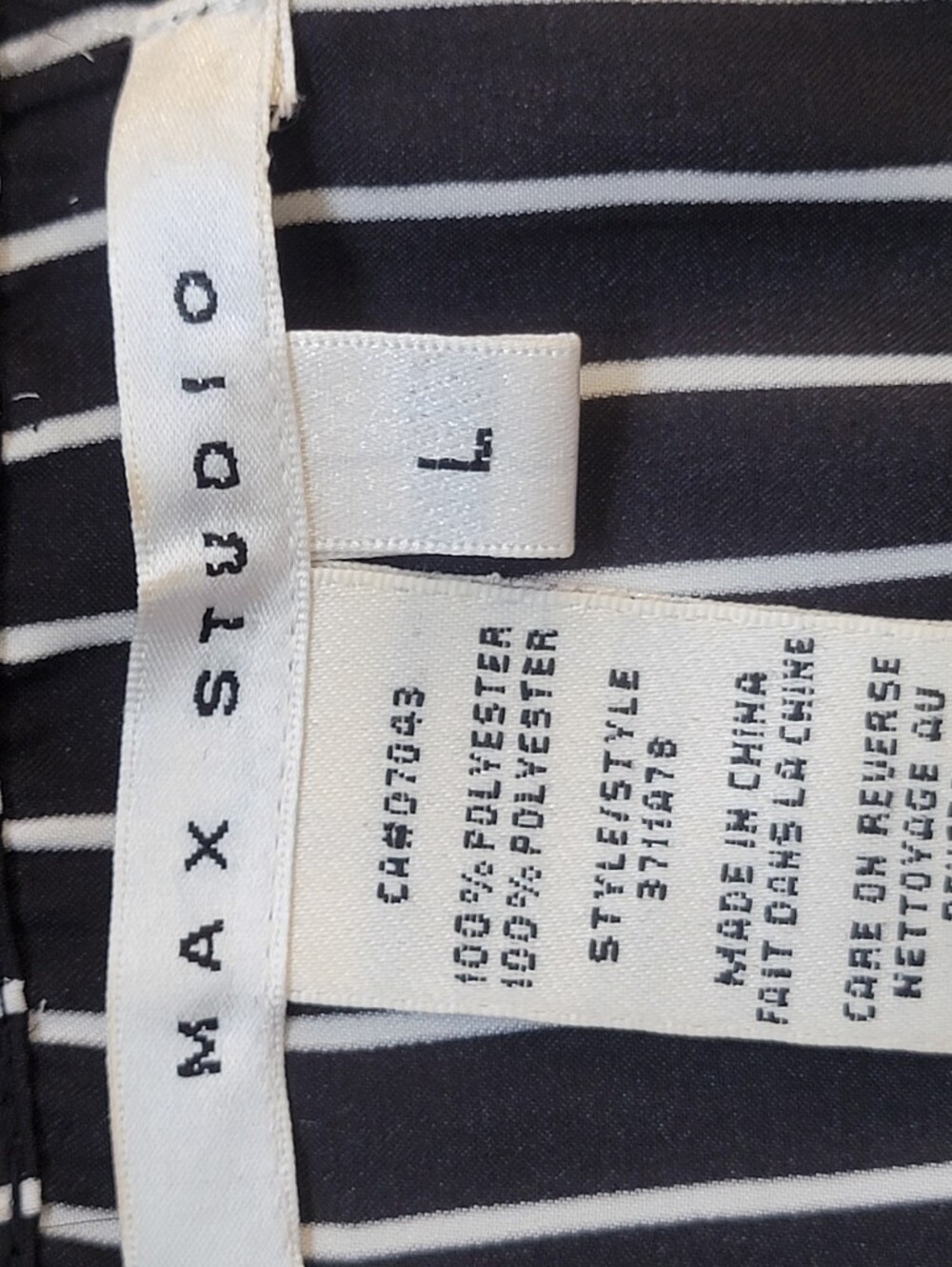 Max Studio Geometric Graphic Chevron Sleeveless Top Blouse - Size L - Picture 5 of 7
